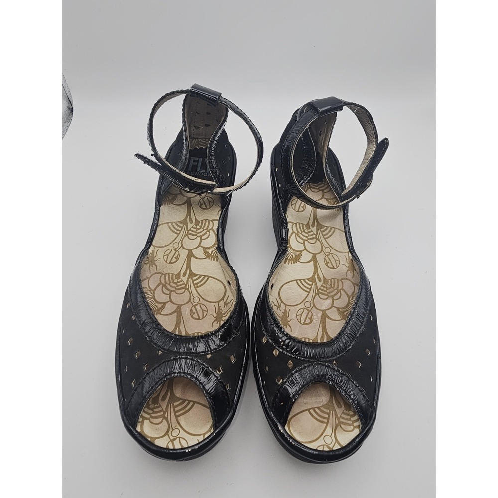 FLY LONDON Pats 38 / 7.5 - 8 Wedge Heel Peep Toe Ankle Strap Leather Sandals
